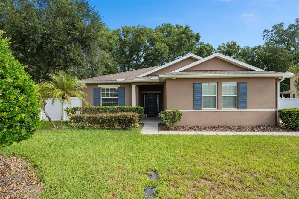 1007 FLAGSTONE COURT Apopka, FL 32703