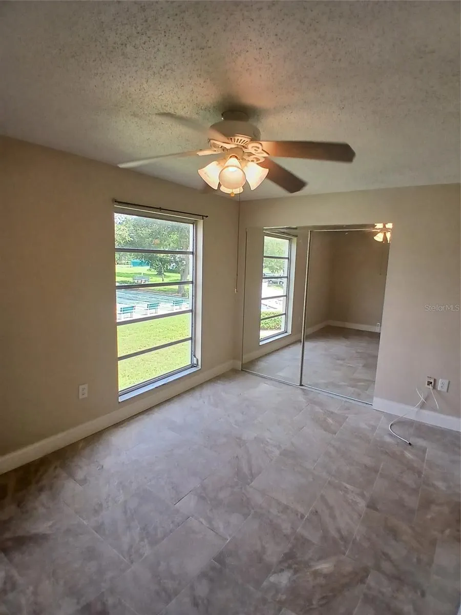 2700 BAYSHORE BOULEVARD #2211 Dunedin, FL 34698