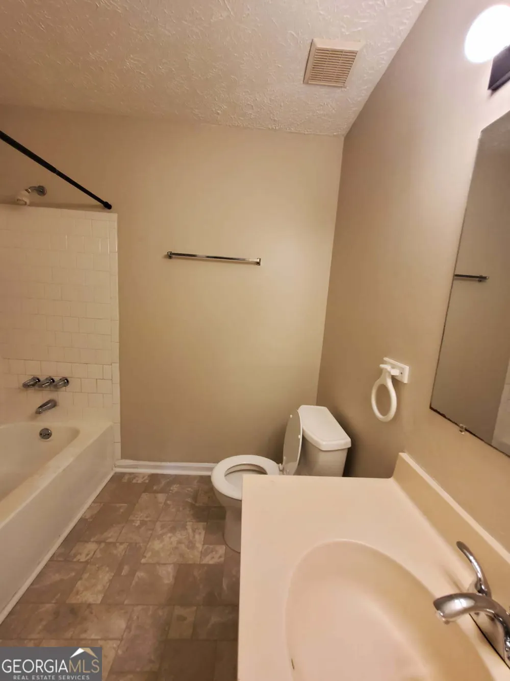 9141 Trail CT Jonesboro, GA 30238