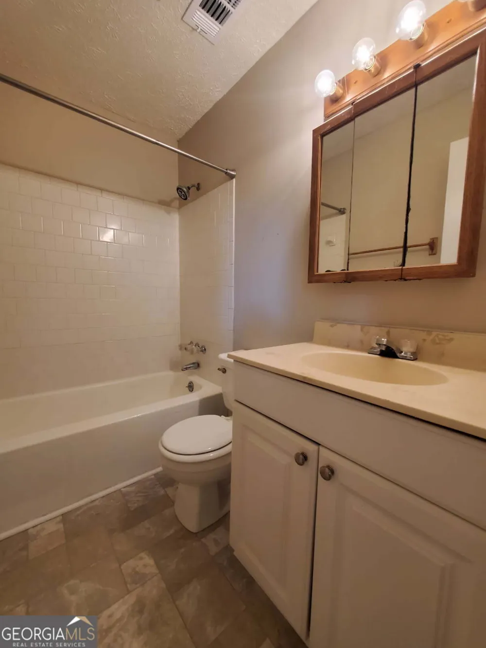 9141 Trail CT Jonesboro, GA 30238