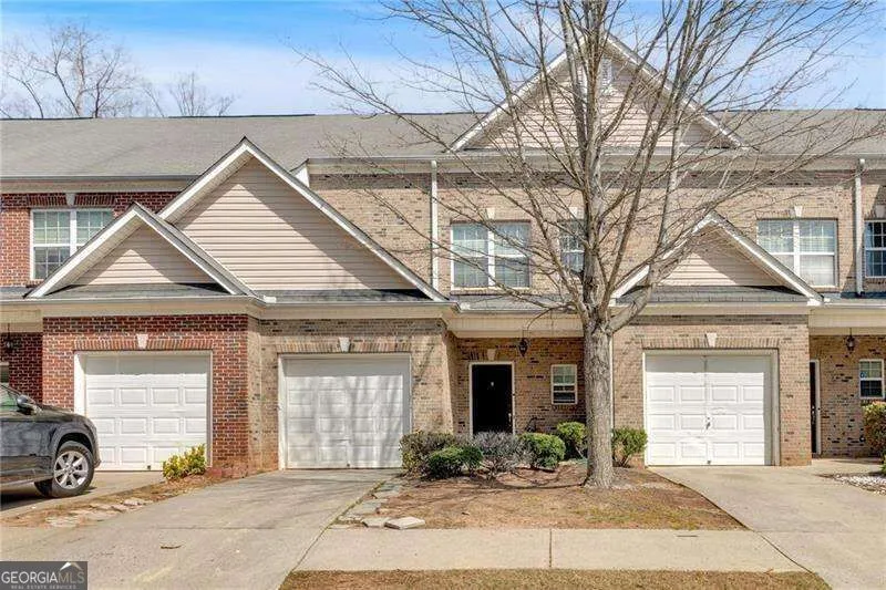 2555 Flat Shoals RD College Park, GA 30349