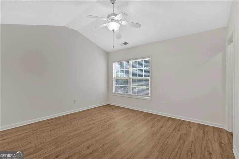 2555 Flat Shoals RD College Park, GA 30349