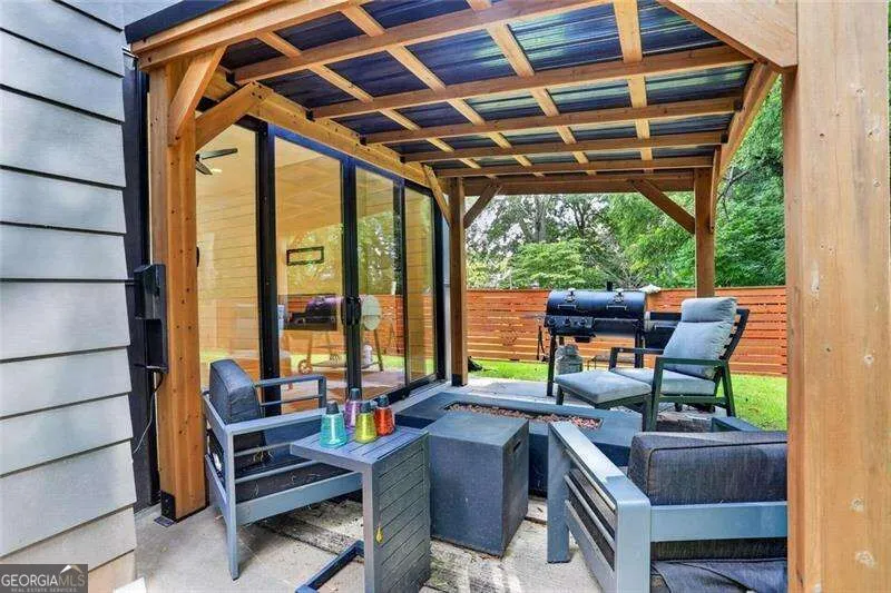 244 Locust ST NE Atlanta, GA 30317