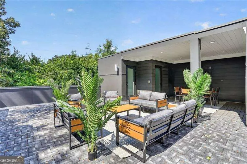244 Locust ST NE Atlanta, GA 30317