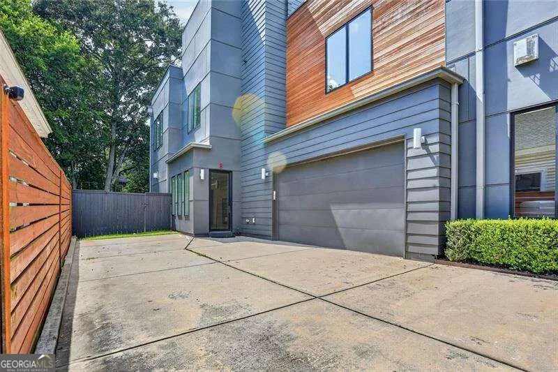 244 Locust ST NE Atlanta, GA 30317