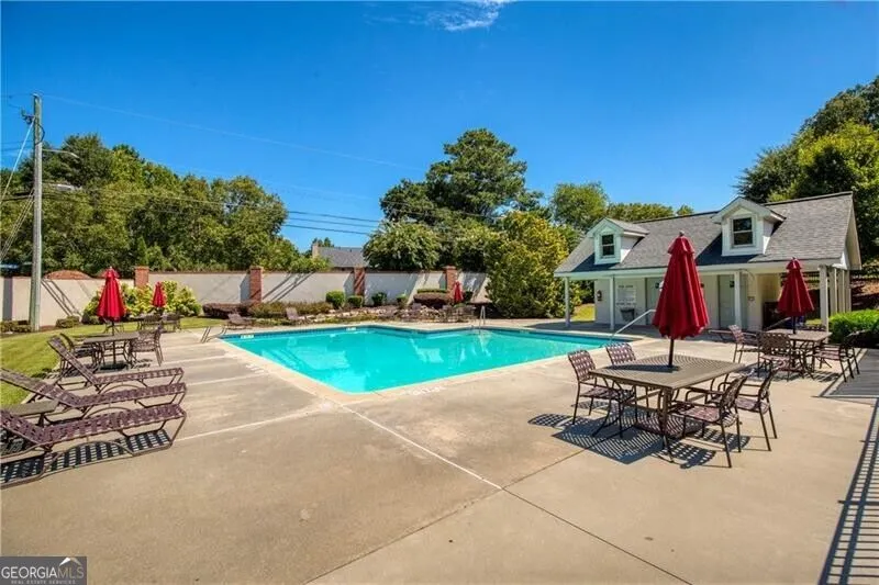 1175 Jennifer Oaks DR Alpharetta, GA 30004
