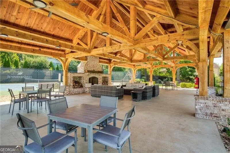1175 Jennifer Oaks DR Alpharetta, GA 30004