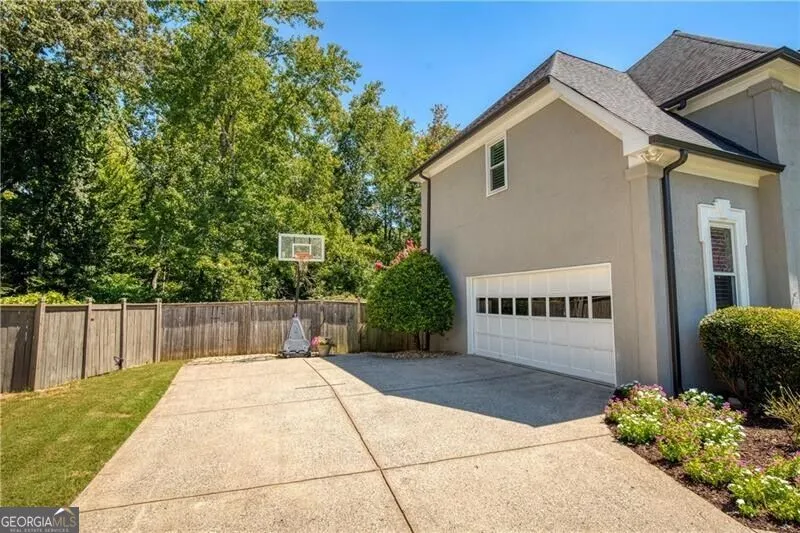 1175 Jennifer Oaks DR Alpharetta, GA 30004
