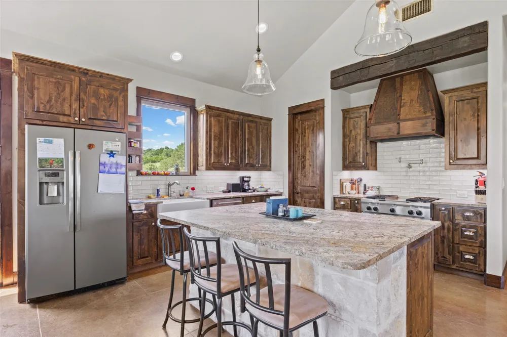 211 Rancho Ladera Drive San Marcos, TX 78666