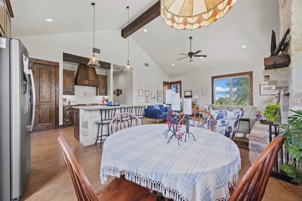 211 Rancho Ladera Drive San Marcos, TX 78666