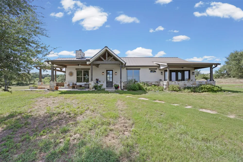 211 Rancho Ladera Drive San Marcos, TX 78666