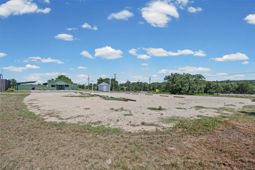 211 Rancho Ladera Drive San Marcos, TX 78666