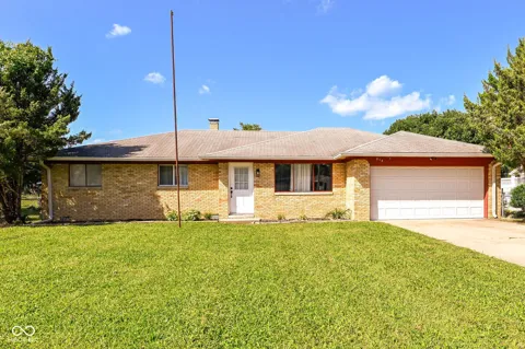 814 Heritage Lane