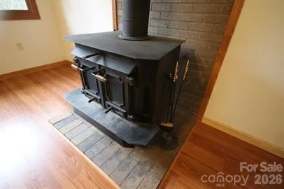 937 Shoal Creek Road Balsam Grove, NC 28708