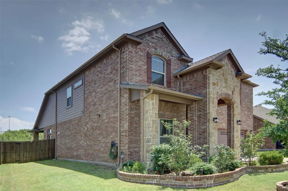 9828 Tule Lake Road Fort Worth, TX 76177