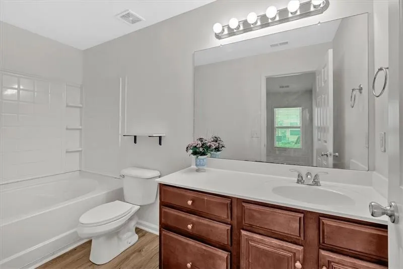 2555 Flat Shoals Road #1104 College Park, GA 30349