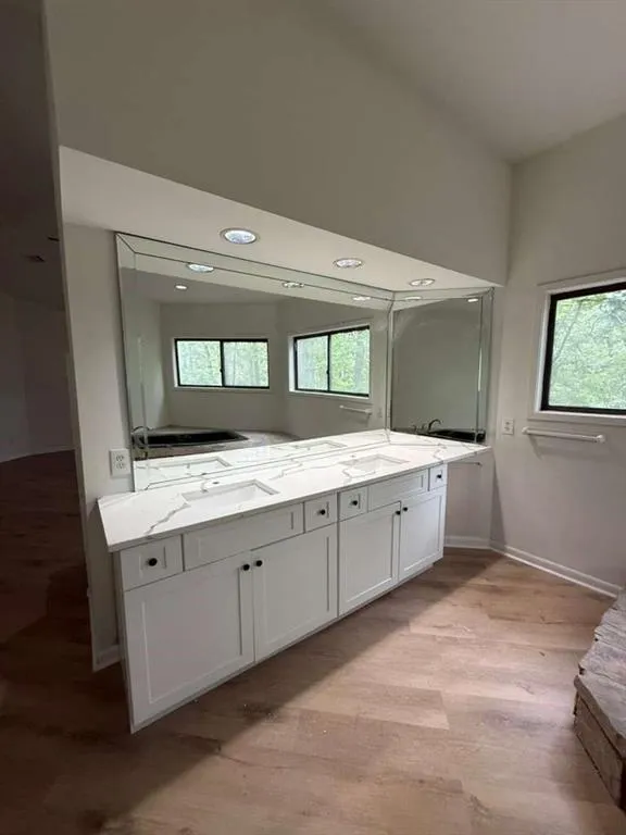 352 Peak Drive Alpharetta, GA 30022