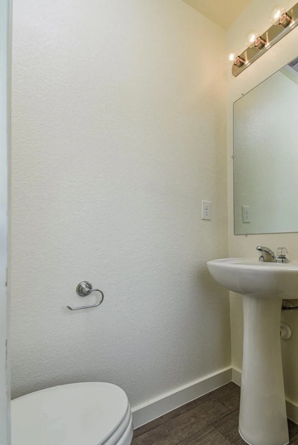 21155 Gosling Road #13C Spring, TX 77388