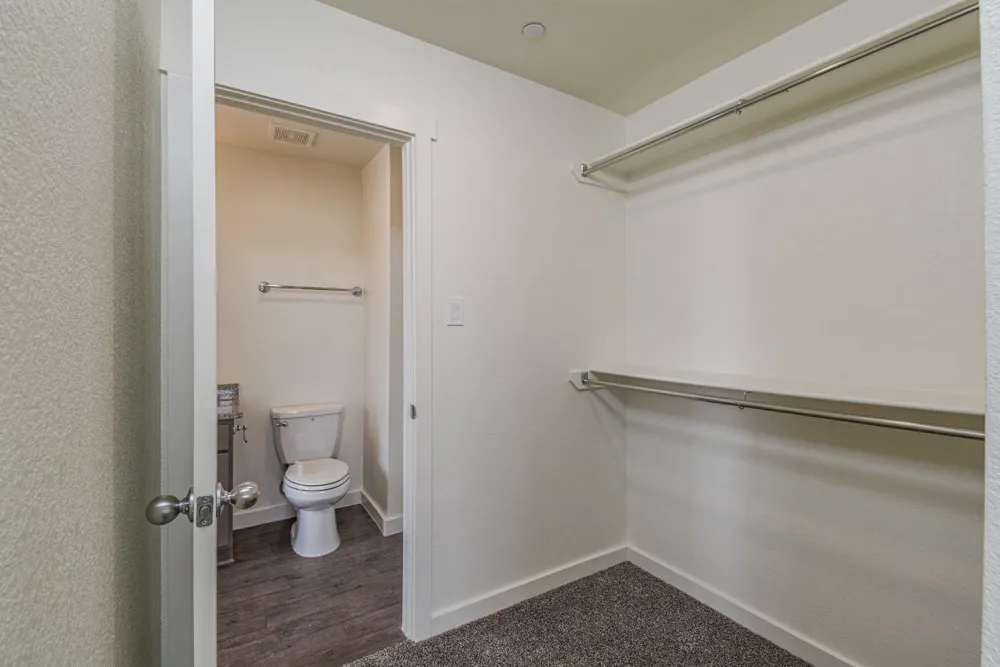 21155 Gosling Road #13C Spring, TX 77388