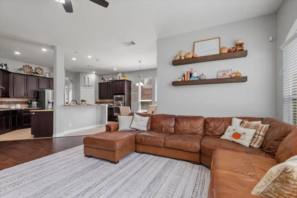 16319 Denise Terrace Drive Hockley, TX 77447