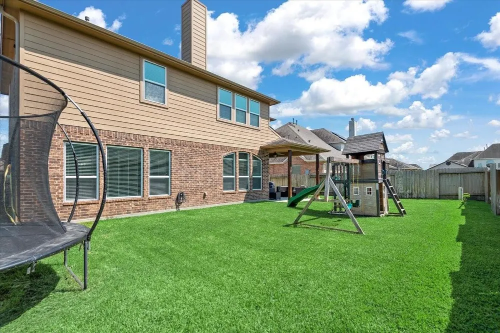 16319 Denise Terrace Drive Hockley, TX 77447