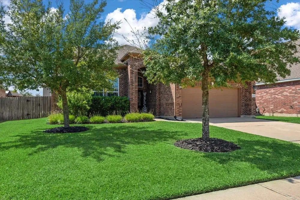 16319 Denise Terrace Drive Hockley, TX 77447