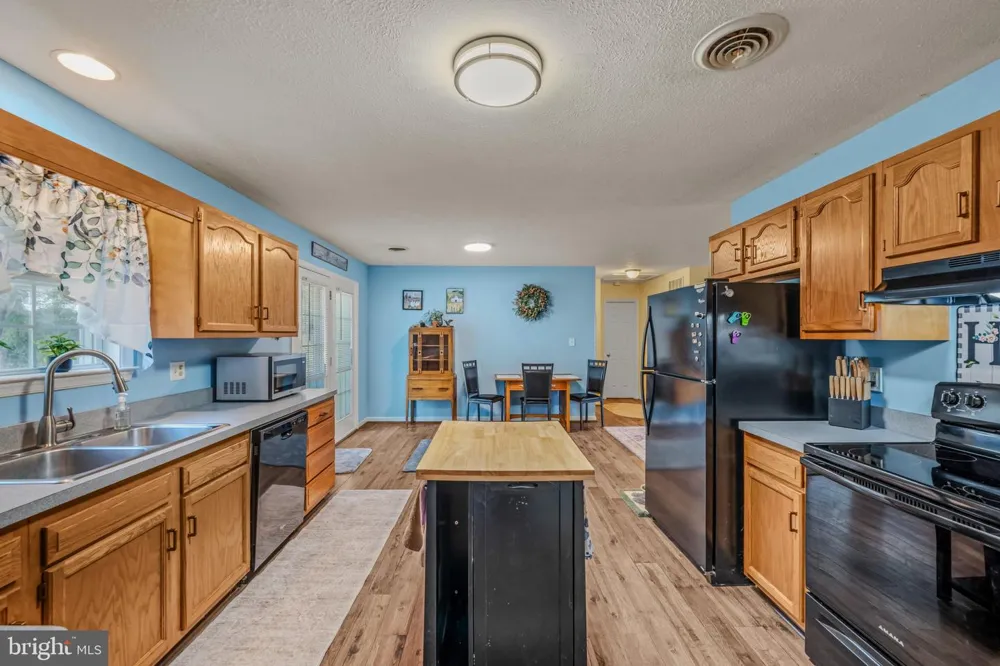455 WILLIS DRIVE Bunker Hill, WV 25413