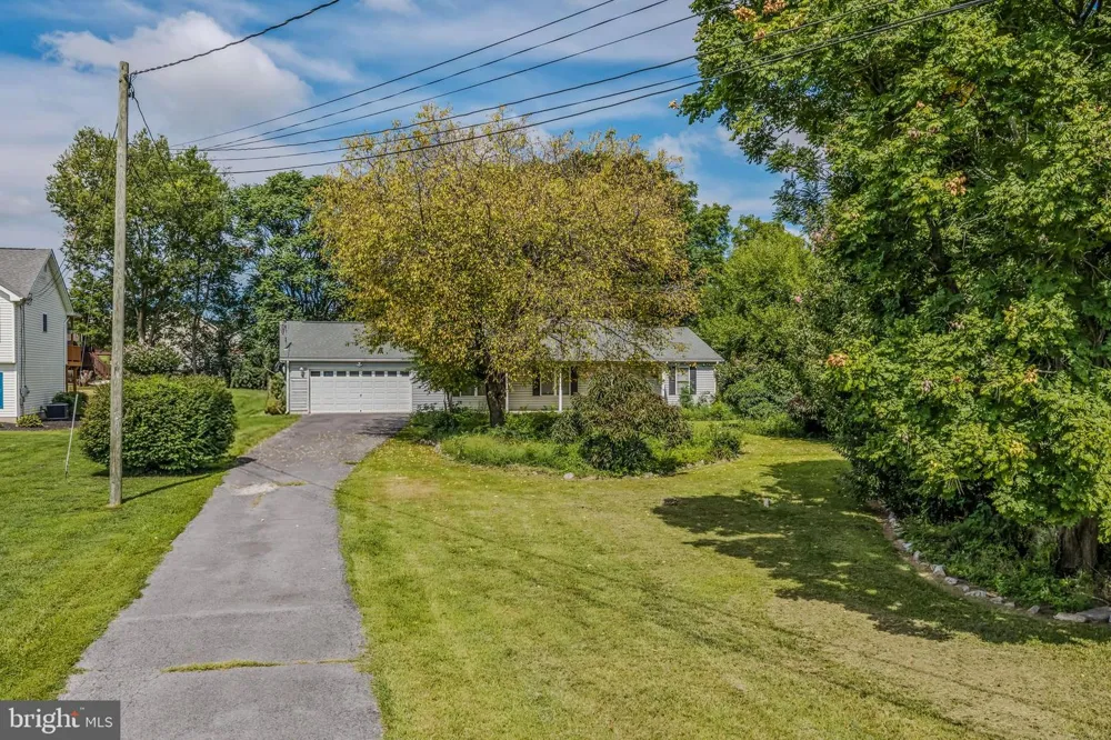 455 WILLIS DRIVE Bunker Hill, WV 25413