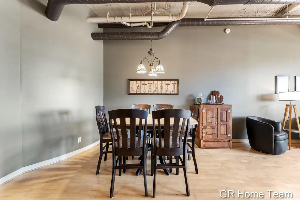105 W Danaher Street #201 Ludington, MI 49431