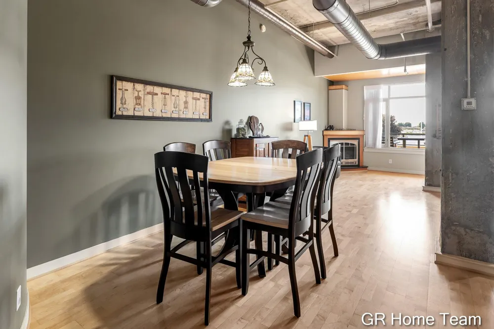 105 W Danaher Street #201 Ludington, MI 49431