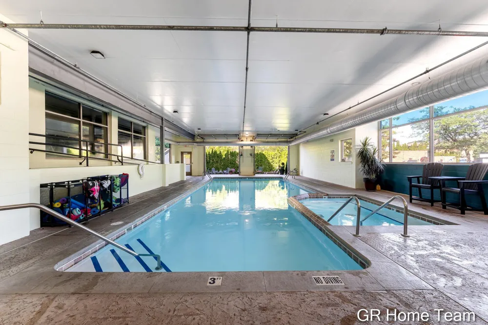 105 W Danaher Street #201 Ludington, MI 49431