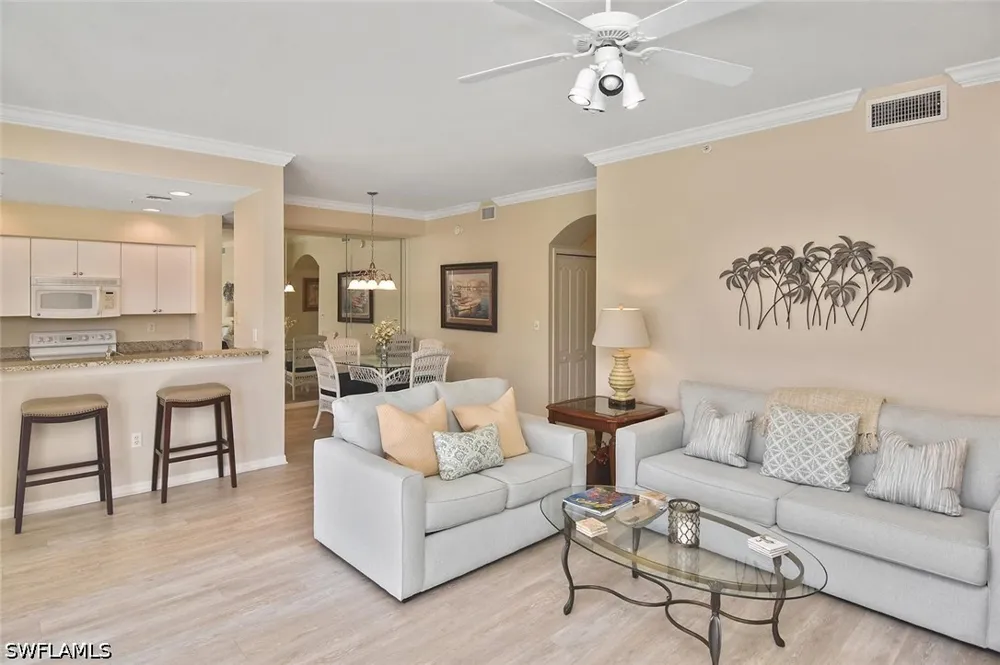 CEDAR HAMMOCK CIRCLE #122 Naples, FL 34112