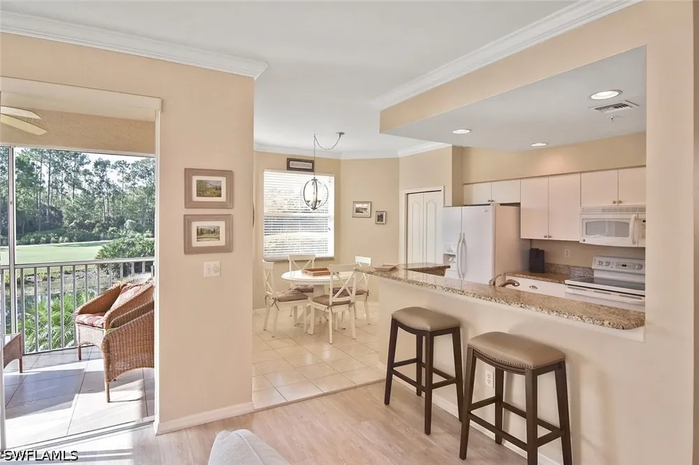 CEDAR HAMMOCK CIRCLE #122 Naples, FL 34112