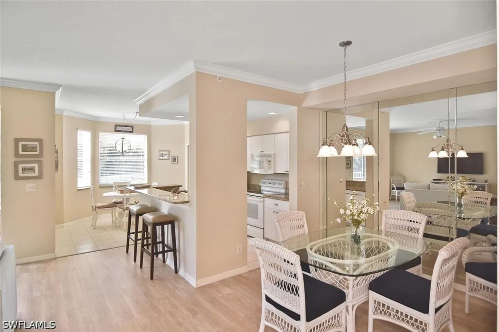CEDAR HAMMOCK CIRCLE #122 Naples, FL 34112