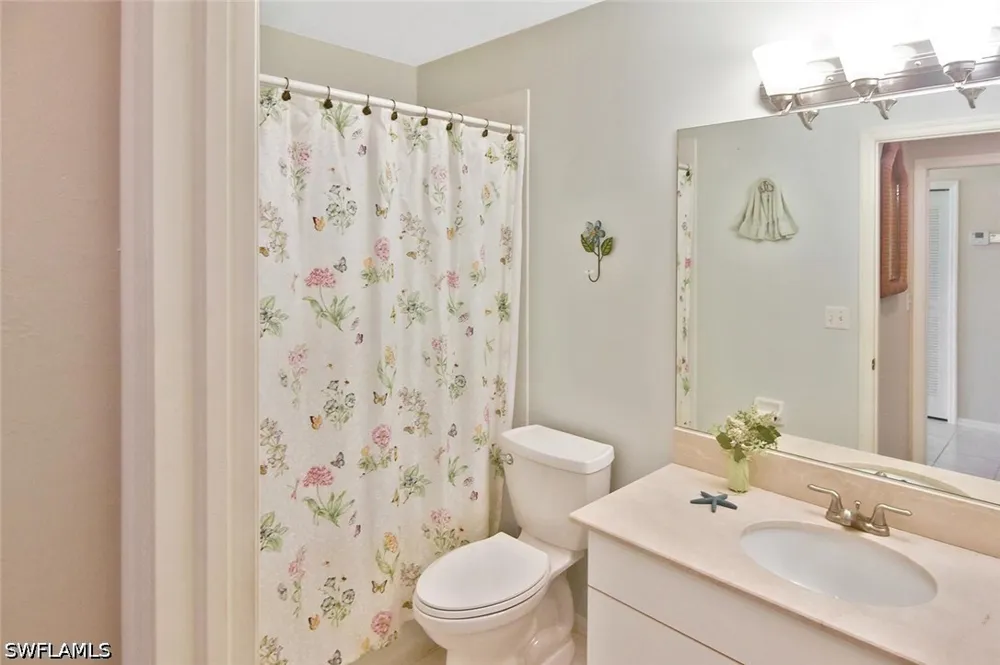 CEDAR HAMMOCK CIRCLE #122 Naples, FL 34112