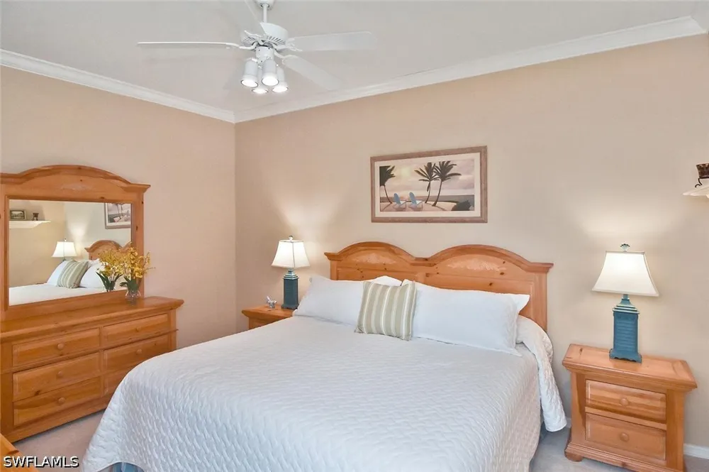 CEDAR HAMMOCK CIRCLE #122 Naples, FL 34112