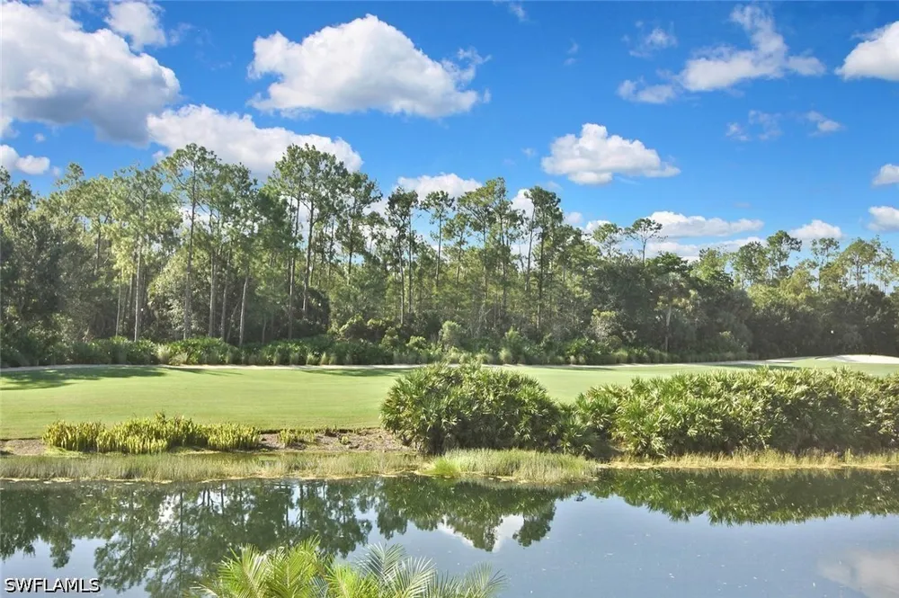 CEDAR HAMMOCK CIRCLE #122 Naples, FL 34112