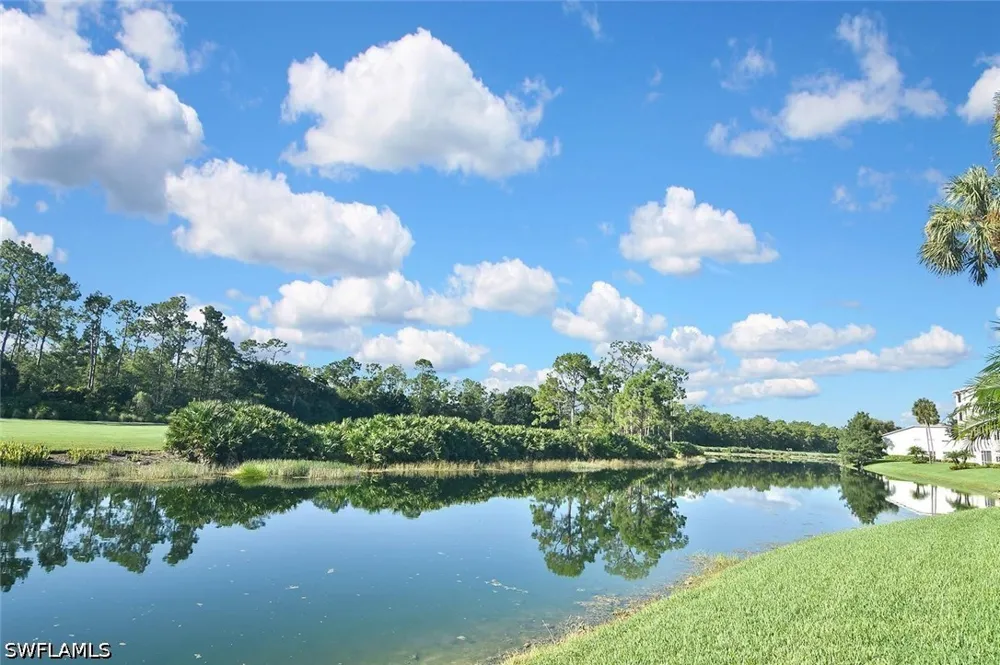 CEDAR HAMMOCK CIRCLE #122 Naples, FL 34112