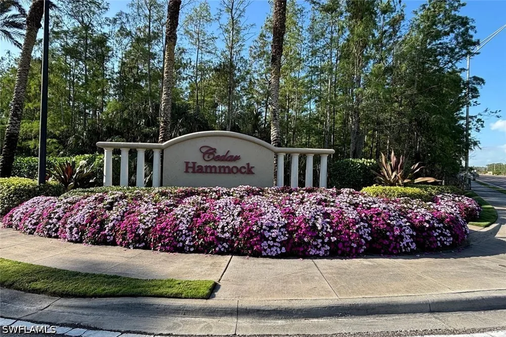 CEDAR HAMMOCK CIRCLE #122 Naples, FL 34112