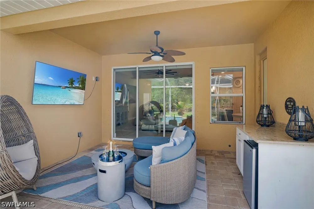 Manchester Drive Naples, FL 34114