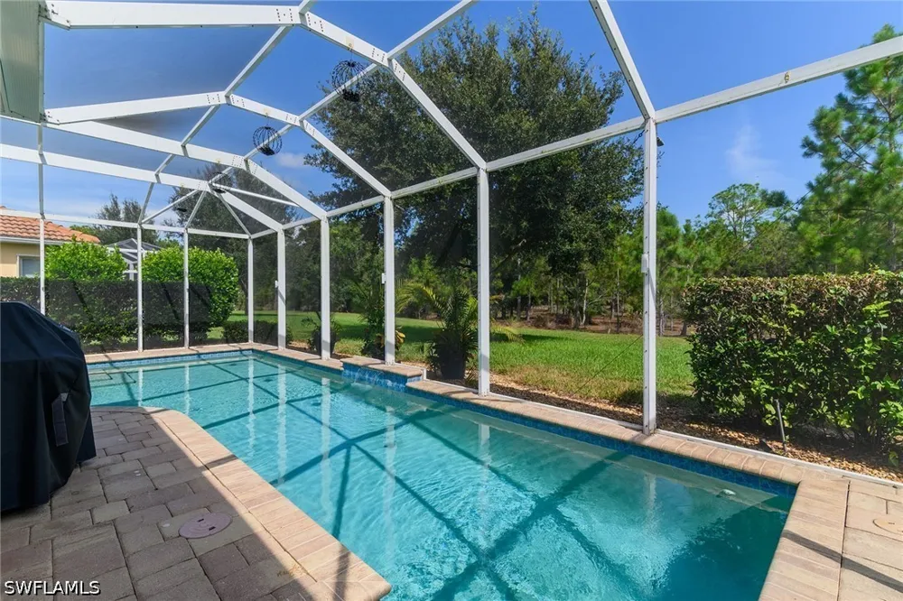 Manchester Drive Naples, FL 34114