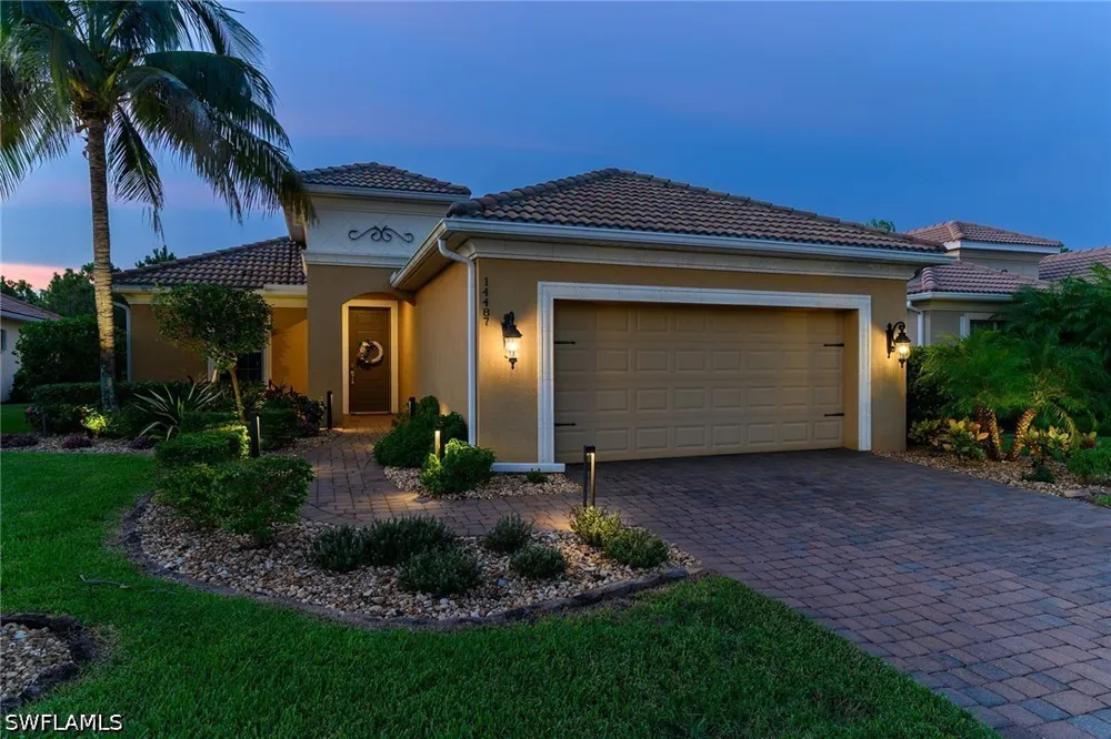 Manchester Drive Naples, FL 34114