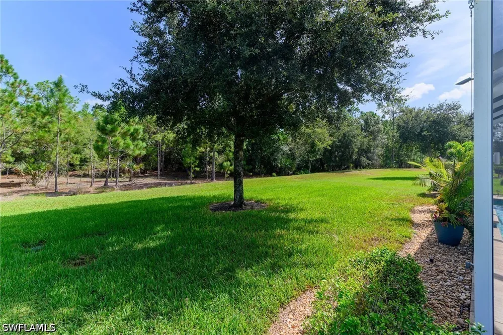 Manchester Drive Naples, FL 34114