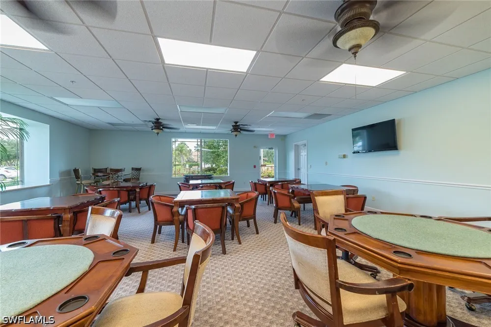 Manchester Drive Naples, FL 34114