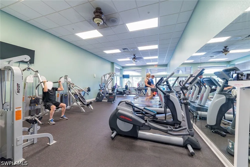 Manchester Drive Naples, FL 34114
