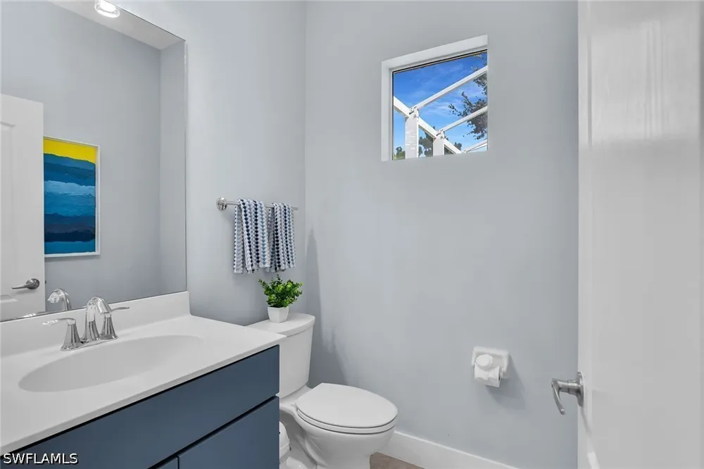 Manchester Drive Naples, FL 34114