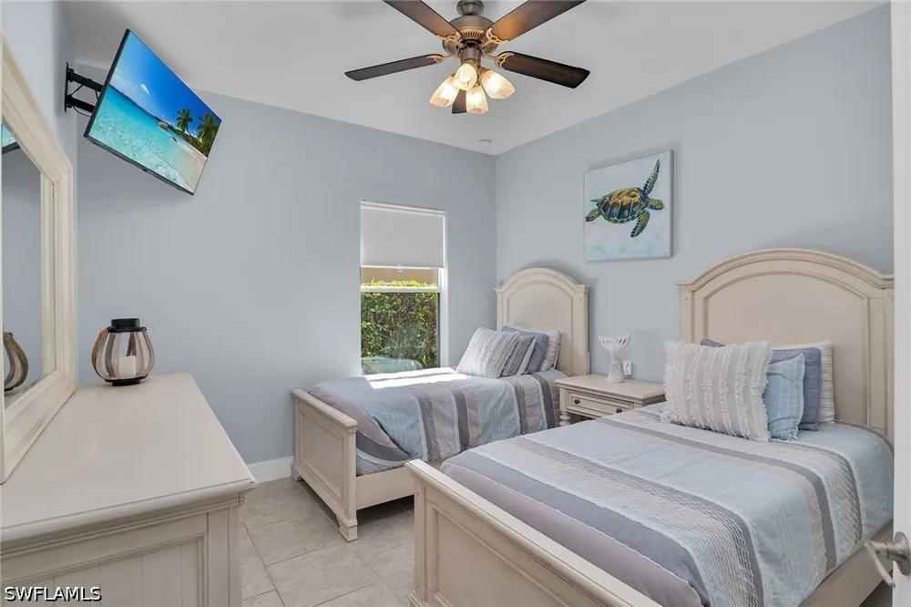 Manchester Drive Naples, FL 34114