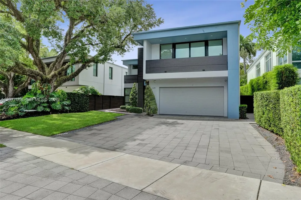 129 Victoria Park Rd Fort Lauderdale, FL 33301