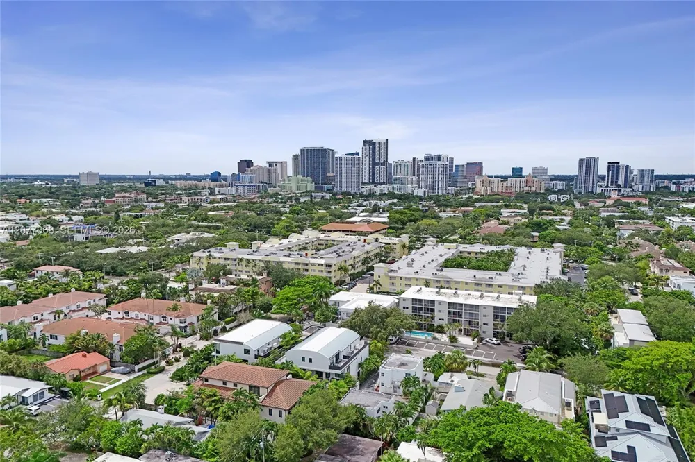 129 Victoria Park Rd Fort Lauderdale, FL 33301