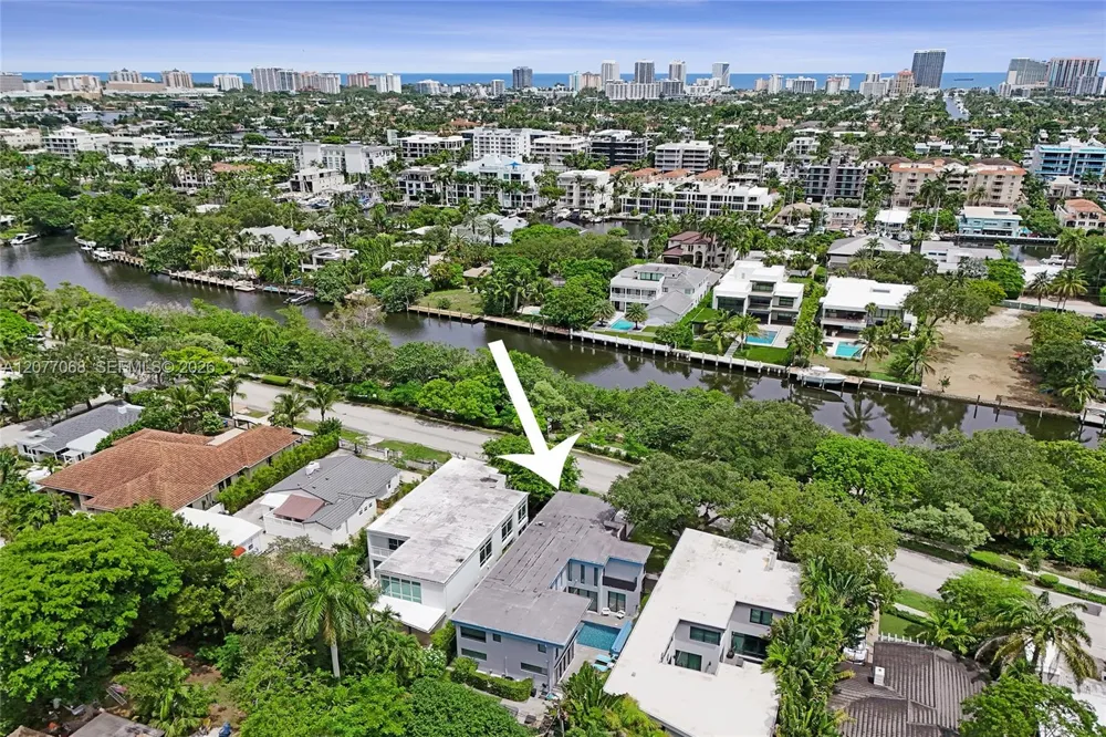 129 Victoria Park Rd Fort Lauderdale, FL 33301